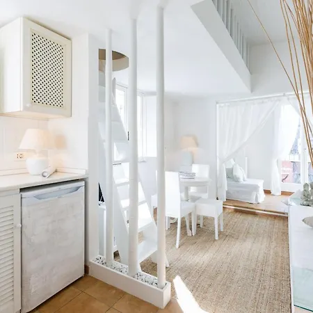Campo Dei Fiori Luxury With Balcony Apartment *