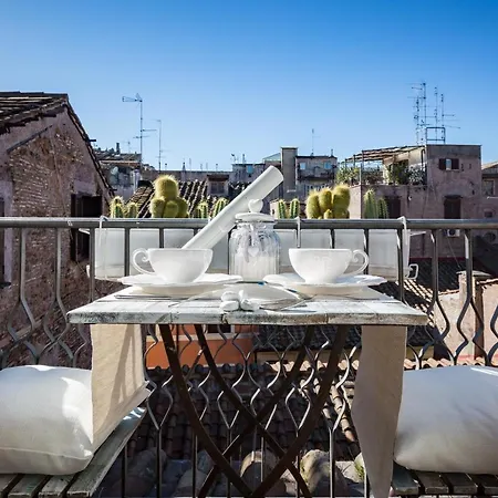 Campo Dei Fiori Luxury With Balcony *
